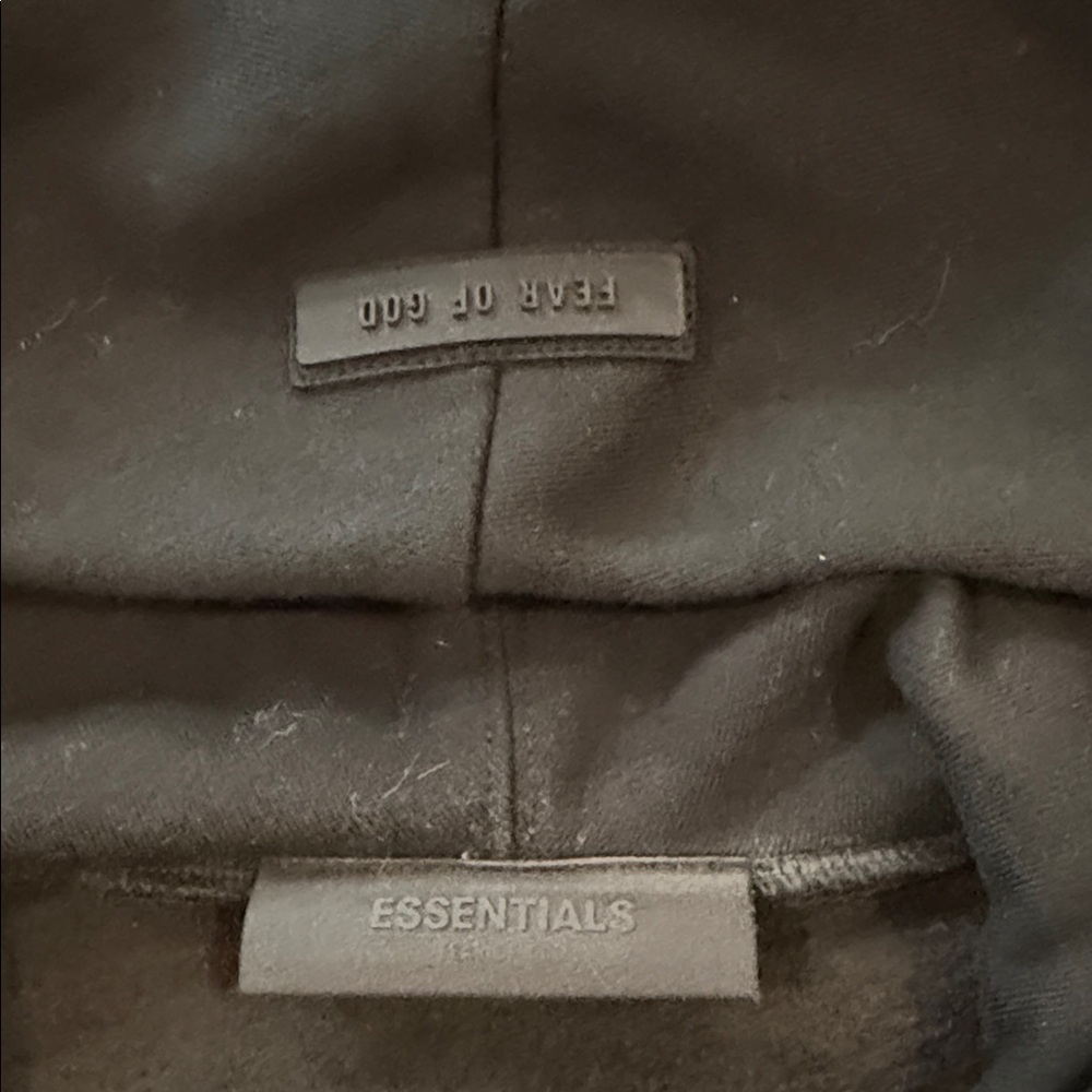 Essentials Fear of God Black Hoodie Size Men’s Small - Picture 2 of 4